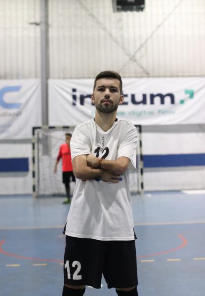 Leandro Sim�es