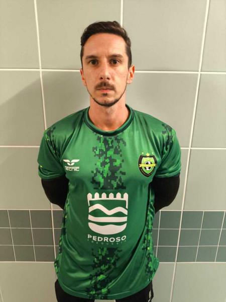 Luis Pinto  